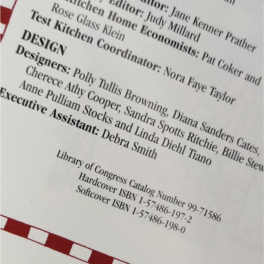 Vintage Christmas Gooseberry Patch Gifts Crafts and Holiday Recipes Book - Picture 7 of 12